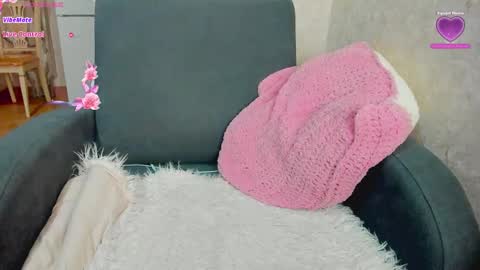 Snapshot of lily__love chatting on November 9, 2025, 6:39 pm LILY online show from November 9, 2025, 6:39 pm