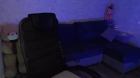 lily_baker_ online show from January 18, 2026, 3:49 pm