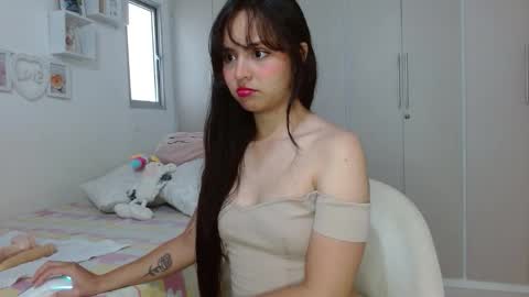 Snapshot of lily_crushx chatting on October 3, 2025, 9:12 pm Lirio online show from October 3, 2025, 9:12 pm