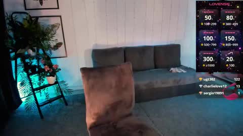 Snapshot of lily_dallass chatting on March 9, 2025, 3:49 pm lily_dallass online show from March 9, 2025, 3:49 pm