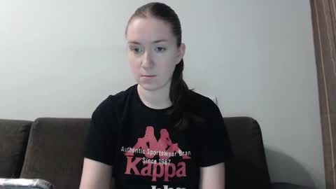 Snapshot of lily_love_x chatting on February 11, 2025, 2:46 am lily_love_x online show from February 11, 2025, 2:46 am