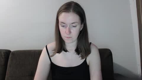 Snapshot of lily_love_x chatting on September 20, 2025, 10:44 pm lily_love_x online show from September 20, 2025, 10:44 pm