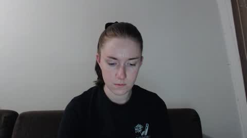 Snapshot of lily_love_x chatting on September 22, 2025, 3:41 am lily_love_x online show from September 22, 2025, 3:41 am