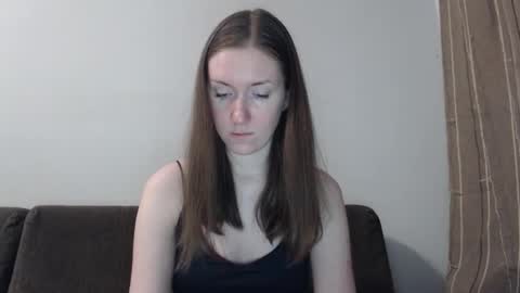 lily_love_x online show from March 12, 2026, 5:13 am