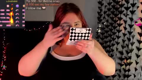 Elina  online show from October 12, 2025, 10:20 pm