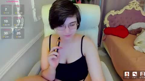 Lily online show from July 26, 2026, 4:09 am