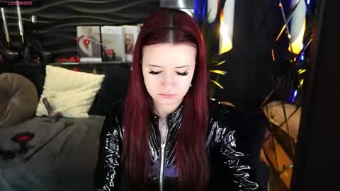 Lily online show from March 18, 2026, 7:44 am