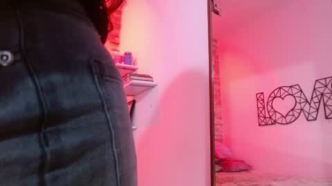 Lily  online show from April 30, 2026, 8:57 pm