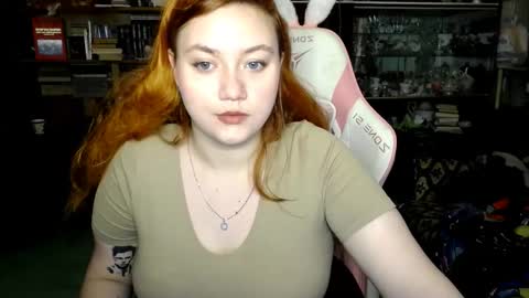Snapshot of lily_shamy chatting on September 28, 2025, 5:18 pm Alice online show from September 28, 2025, 5:18 pm