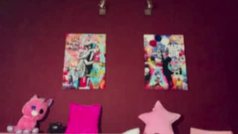 Lily online show from October 26, 2025, 2:12 pm