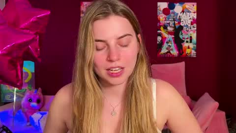 Lily online show from May 23, 2026, 5:39 pm