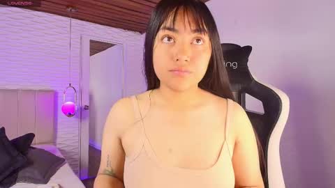 lily_waist online show from September 29, 2025, 11:15 am