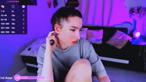 LILY online show from October 22, 2025, 8:36 am