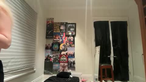 Snapshot of lilybrown07 chatting on February 7, 2026, 2:15 am lilybrown07 online show from February 7, 2026, 2:15 am