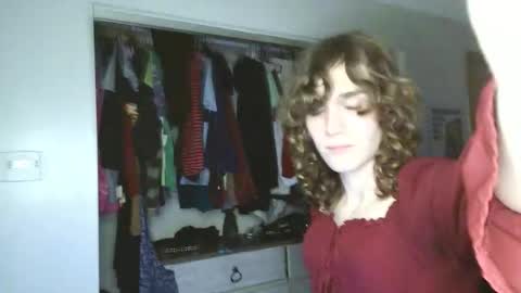 lilybvixen online show from March 3, 2026, 4:40 am