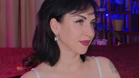 Snapshot of lilyconor chatting on November 28, 2025, 5:15 pm Lily online show from November 28, 2025, 5:15 pm