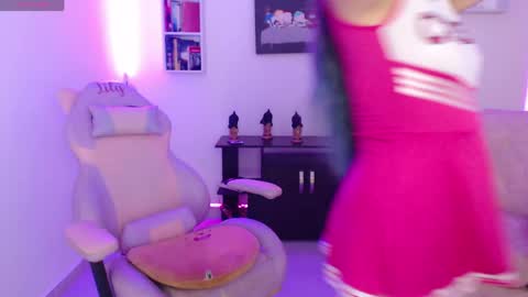 Lily online show from April 21, 2026, 10:01 pm