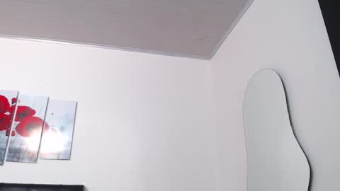 lilyfox23 online show from September 29, 2025, 9:30 pm