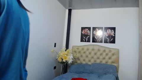 lilyfox23 online show from February 25, 2026, 12:48 pm