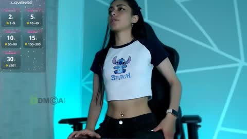 Snapshot of lilylouisee_ chatting on January 18, 2025, 11:00 pm Liliana louise online show from January 18, 2025, 11:00 pm