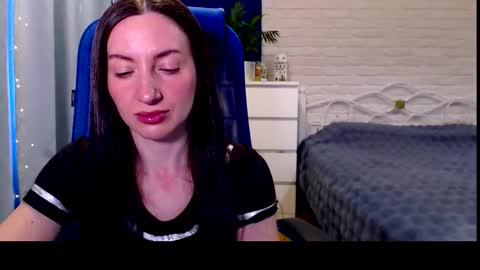 Lily online show from February 20, 2026, 5:59 am