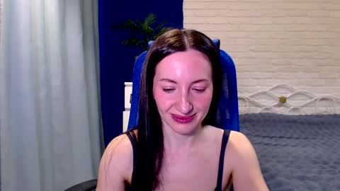 Lily online show from April 2, 2026, 5:05 am