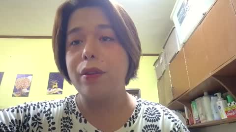 lilysette online show from May 26, 2026, 12:45 pm