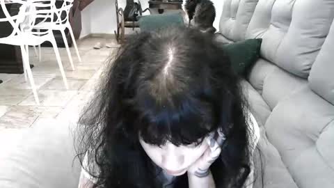 lilyswear online show from October 2, 2025, 4:52 am