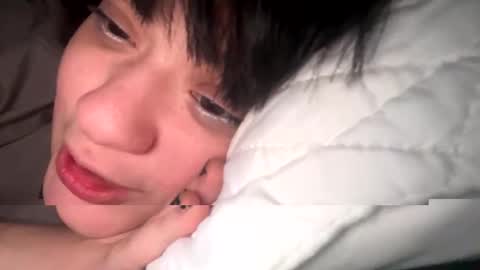 lilyswear online show from October 14, 2025, 8:04 am