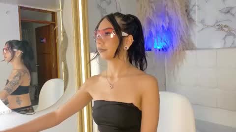 Snapshot of lilysweet__ chatting on July 5, 2026, 5:14 am Lily online show from July 5, 2026, 5:14 am