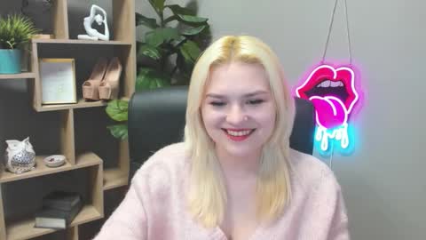 Lily online show from March 26, 2026, 7:47 am