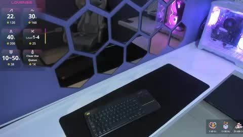 lilyth_7 online show from September 26, 2025, 3:43 am