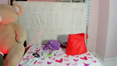 lilyth_7 online show from October 12, 2025, 8:30 pm