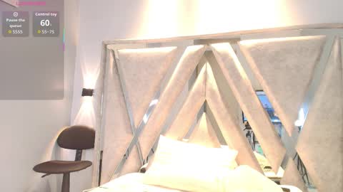 lilyth_7 online show from October 30, 2025, 4:25 am