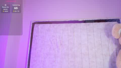 lilyth_7 online show from November 5, 2025, 4:12 am