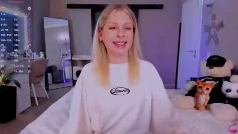 Snapshot of lilyvibe chatting on February 13, 2025, 6:05 pm Lily online show from February 13, 2025, 6:05 pm