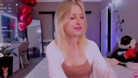 Snapshot of lilyvibe chatting on February 20, 2025, 3:30 pm Lily online show from February 20, 2025, 3:30 pm