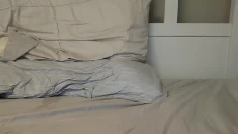 Snapshot of limitlesschris chatting on November 6, 2025, 5:03 pm Chris online show from November 6, 2025, 5:03 pm