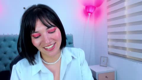  Lina Bedoya  online show from January 13, 2025, 5:55 pm