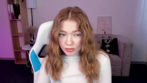 Snapshot of lina_kiss_me chatting on March 11, 2025, 6:43 am Lina online show from March 11, 2025, 6:43 am