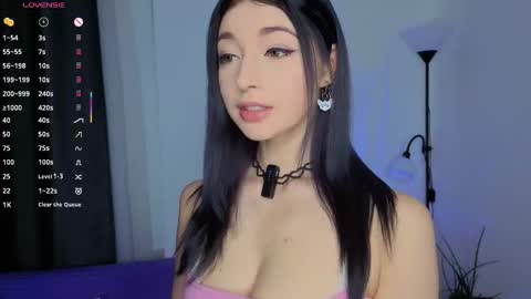 Snapshot of lina_leum chatting on November 25, 2025, 5:51 am Lina online show from November 25, 2025, 5:51 am