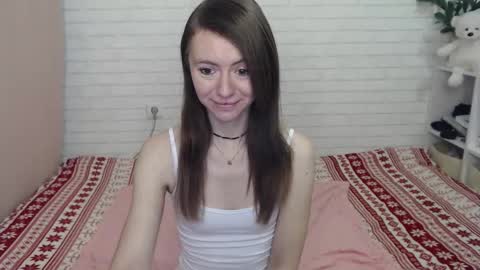 Lina Rouge online show from December 1, 2025, 5:23 am