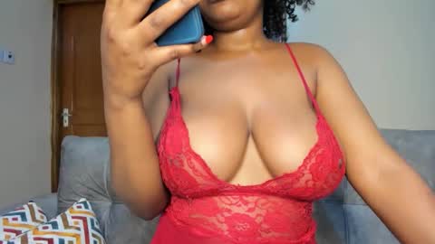 Snapshot of lina_sexy58 chatting on November 5, 2025, 9:42 am lina sexy58 online show from November 5, 2025, 9:42 am