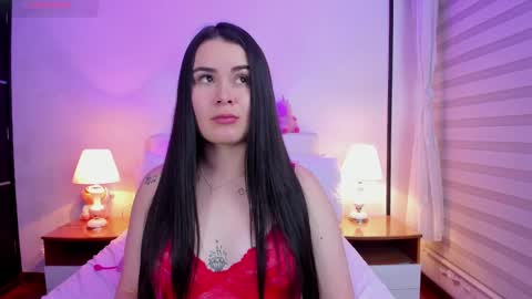 Snapshot of linaanssen chatting on December 15, 2024, 1:13 am lina online show from December 15, 2024, 1:13 am