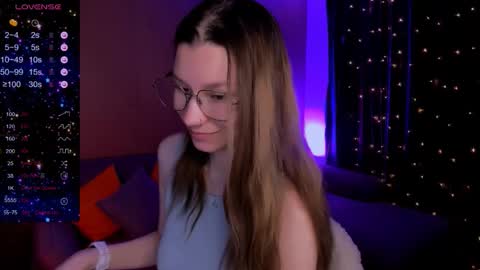 Lina online show from March 19, 2026, 8:29 am