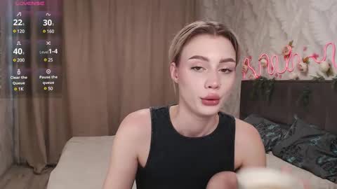 Snapshot of linacute52 chatting on March 2, 2025, 10:45 am linacute52 online show from March 2, 2025, 10:45 am