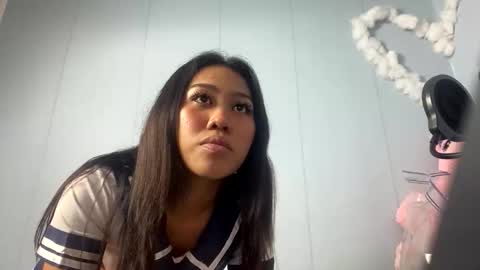 LinaDebie online show from September 30, 2025, 7:24 am