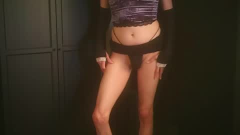 Lina online show from May 30, 2026, 6:21 am