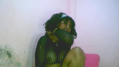 linah1123 online show from October 5, 2025, 9:34 pm