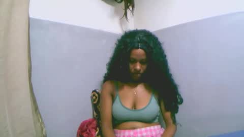 Snapshot of linah1123 chatting on February 16, 2026, 5:31 pm linah1123 online show from February 16, 2026, 5:31 pm